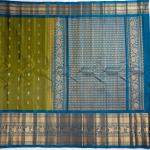 MEHENDI GREEN WITH BLUE BORDER GADWAL PATTU